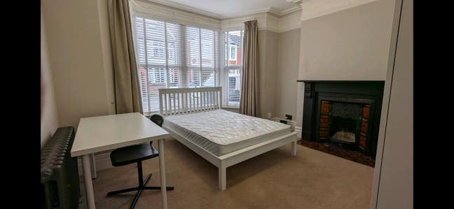 2 double Bedrooms available in a lovely house Main Photo