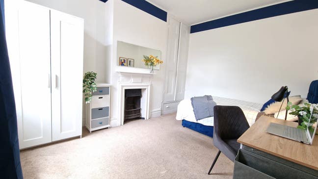 💫 Lovely Double Room on Murray Road, Rugby Main Photo