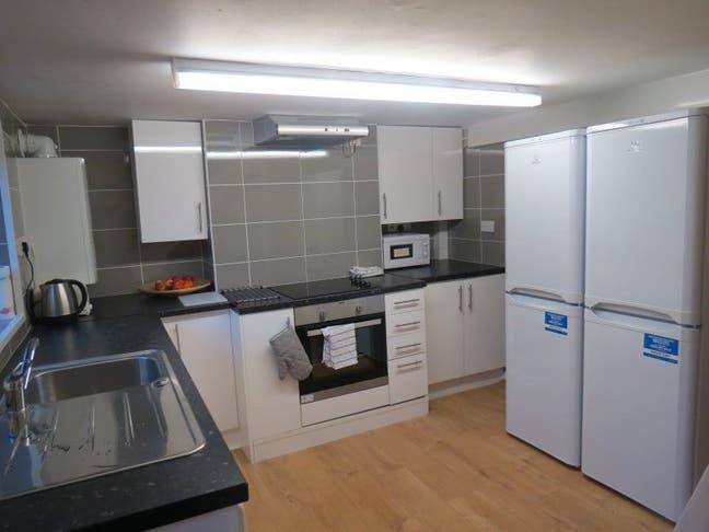 🌟 Spacious Double Rooms – All Bills Included! 🌟 Main Photo