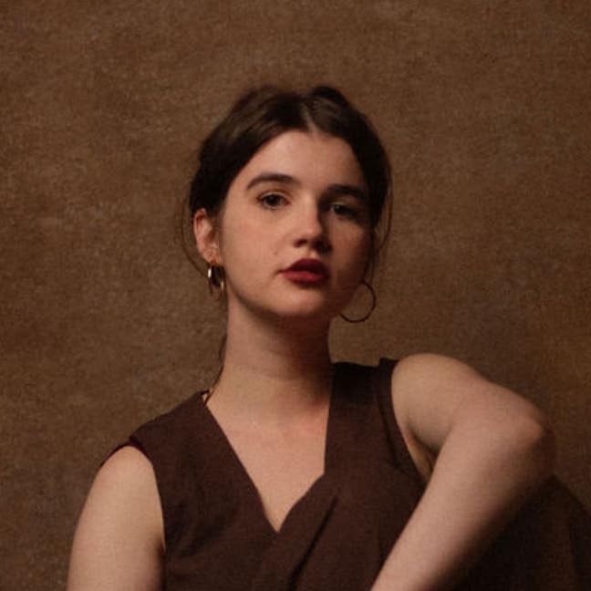 Room Wanted! Very Quiet and Clean Roomie Main Photo