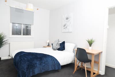 🏡Large Double Room • Garden • Bills Incl• LE2 Main Photo