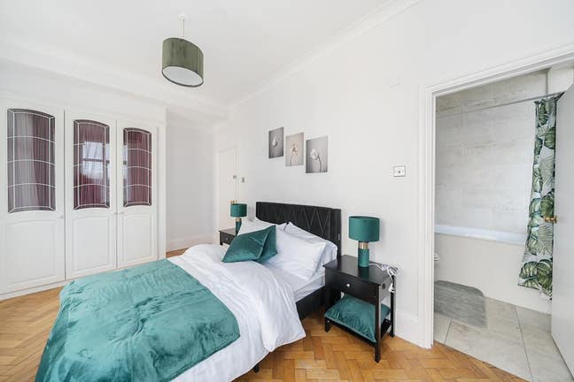 All Bills Included Ensuite Room Private Bathroom Main Photo