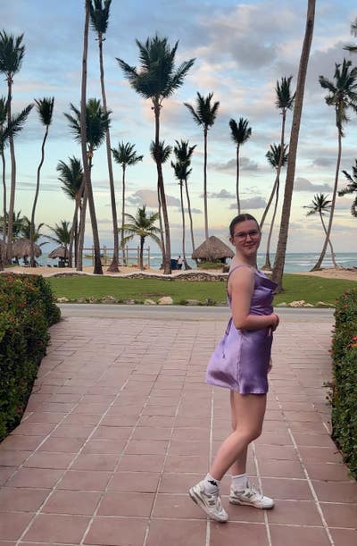 23 year old female - looking for a room or buddy!  Main Photo