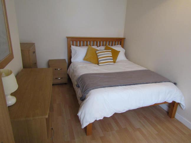  Affordable Double Room in Granville Street - PE1 Main Photo