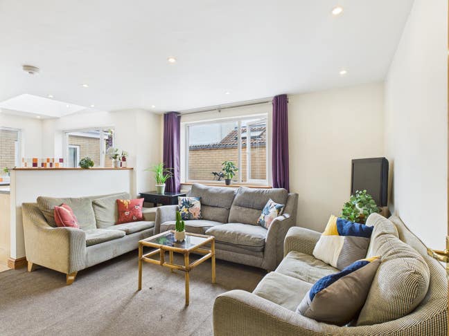 2 Rooms available at a 6-bedroom student house Main Photo