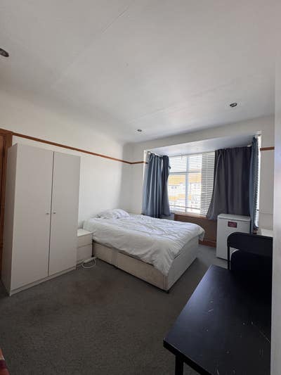 Double room to let  Main Photo