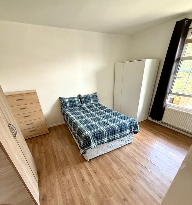 Spacious Double near to Oval -Fully furnished Main Photo