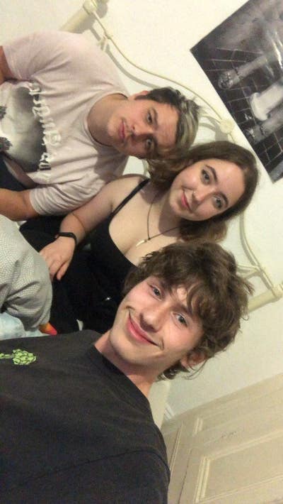 Looking for 4th housemate for 13th August Main Photo