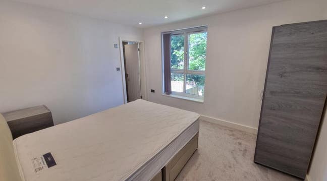 Looking for 3 flatmates 4 a nice 4 bed in Trafford Main Photo