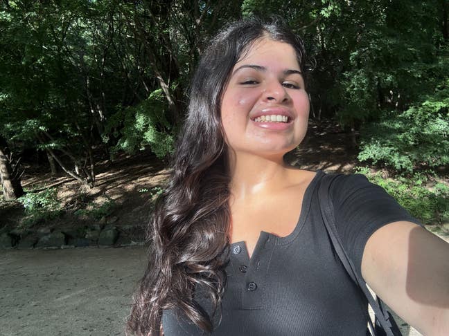 Looking for a flatmate or room in London :) Main Photo