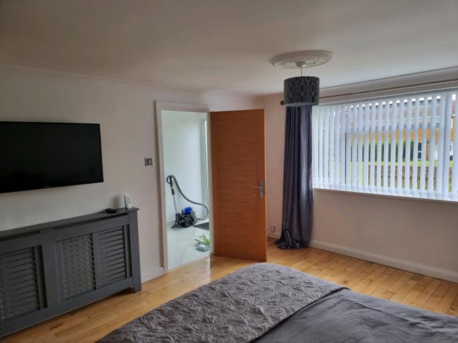 Room to rent  Main Photo
