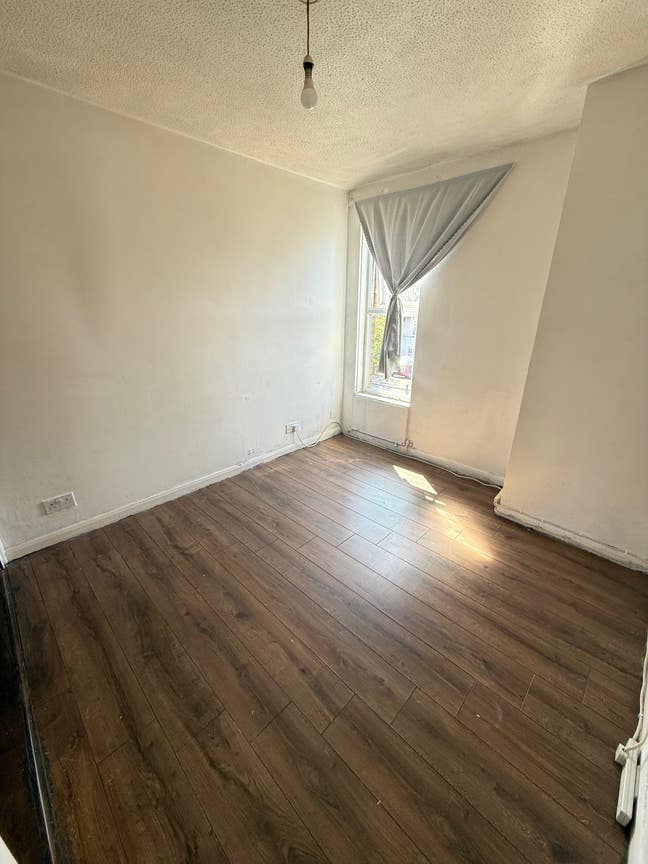 1-Bedroom Flat Available Main Photo