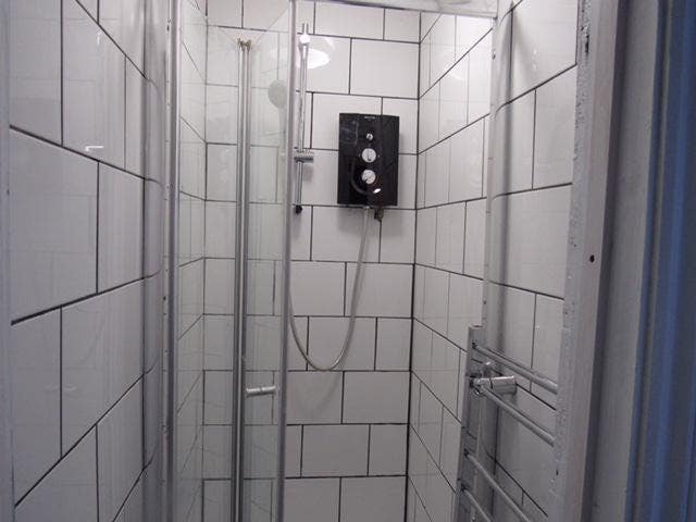 Bright Room to Rent – Kent Road, Grays Main Photo