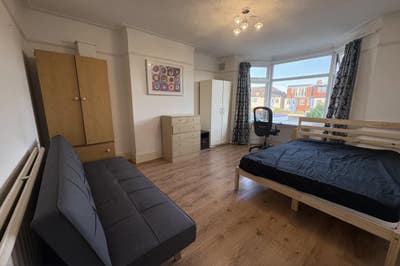 Double Room Palmers Green Main Photo