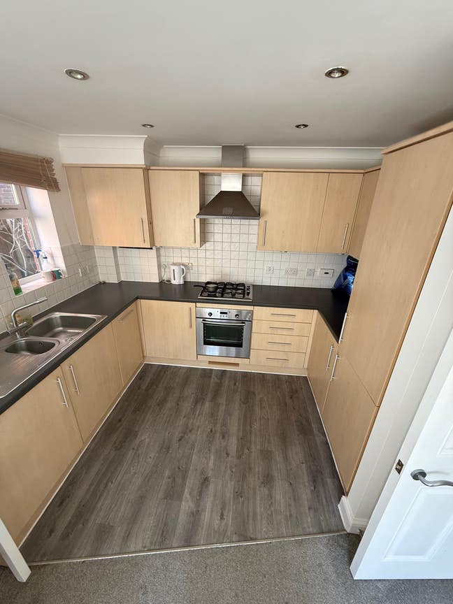 Co living in Weybridge  Main Photo
