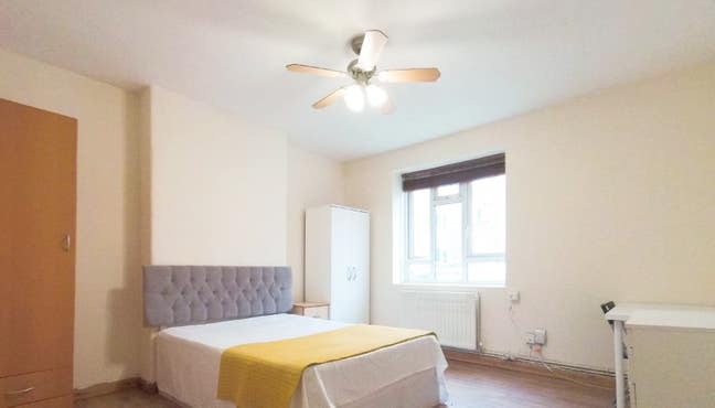 Bright & Spacious 4 bed flat; Brixton  Main Photo