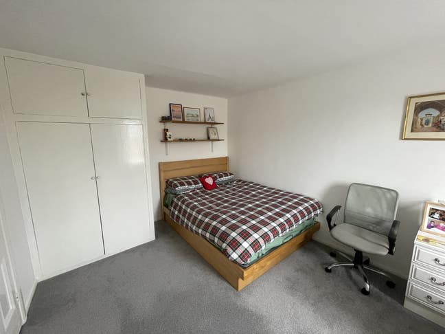 Mon-Fri let (4 nights per week) Main Photo