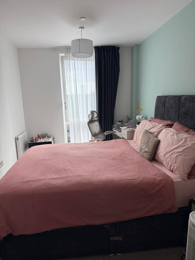 One bedroom- Ensuite  Main Photo