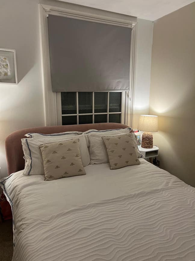 Bright spacious double room for rent  Main Photo