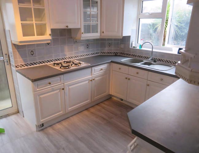 Single/double room in Feltham Main Photo