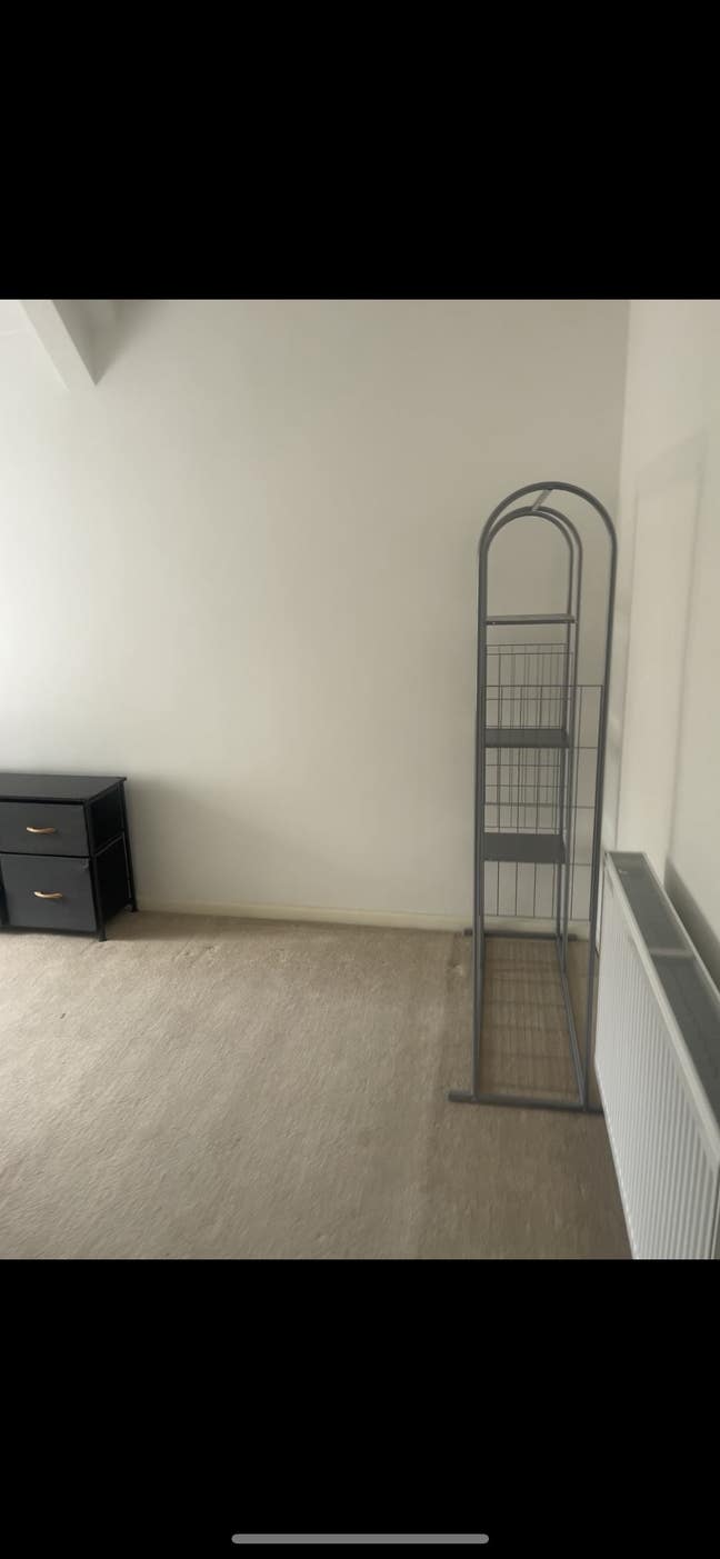 1Double Room for rent  Main Photo