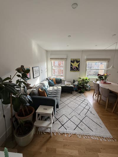 Oval Sublet - 24th August to 25th September 2026 Main Photo