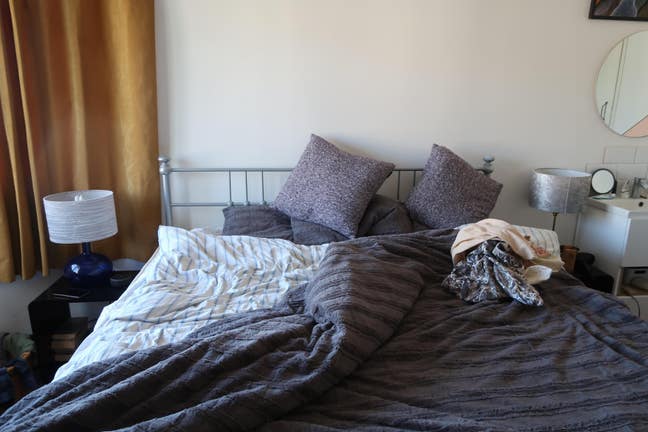 Small Double in relaxed friendly flatshare Main Photo