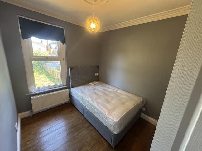 Friendly West Ealing House Share – 1 Double left  Main Photo