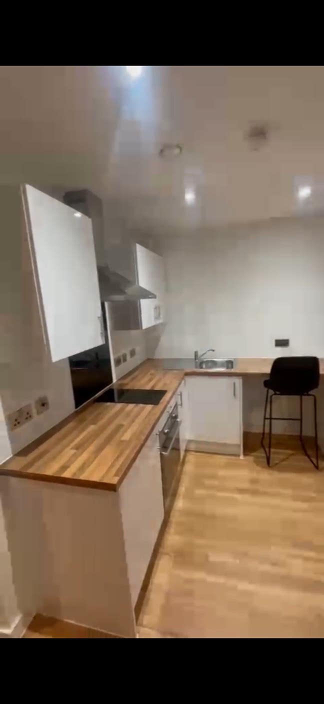 Spacious Studio Flat on Pomona Island Main Photo