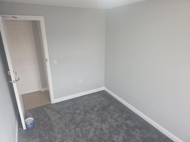 2 modern rooms available from September Main Photo