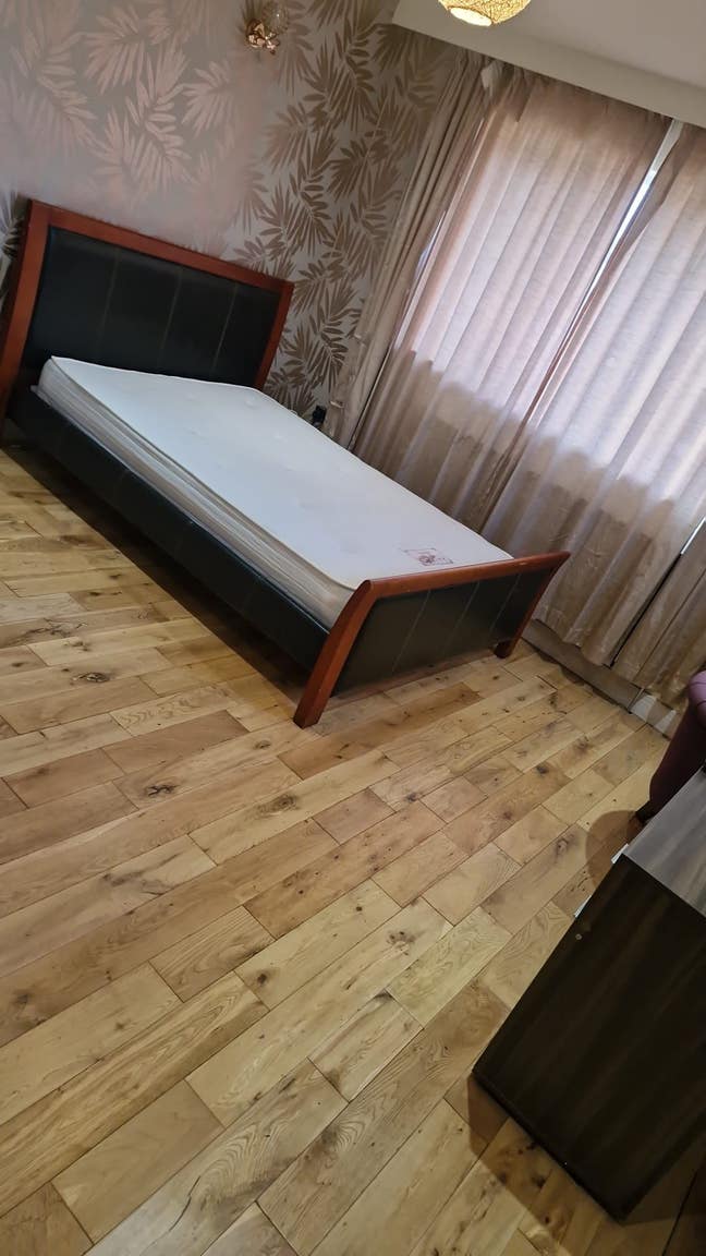Double room to Rent Main Photo