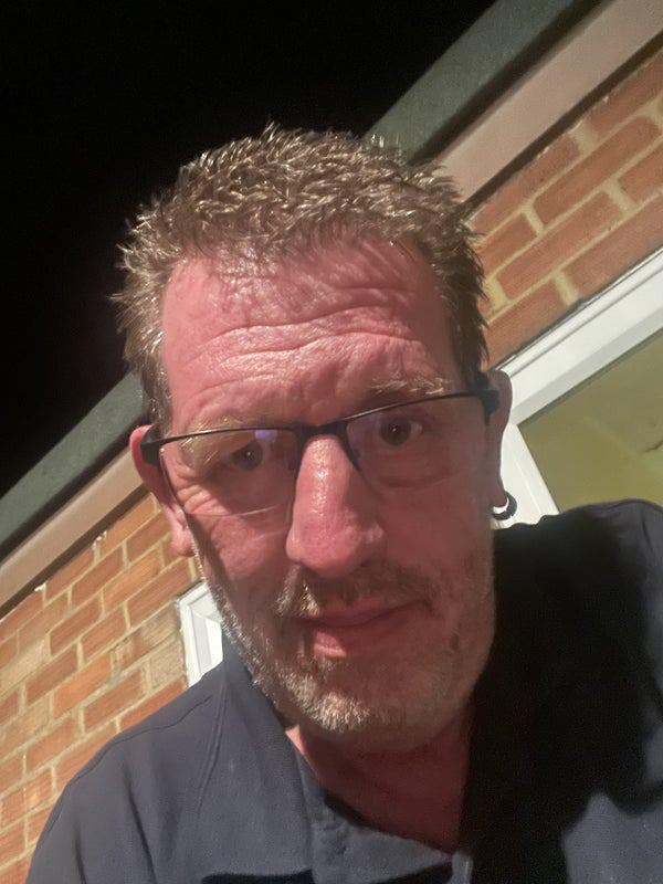 I am a professional male aged 60. I am lookin... Main Photo