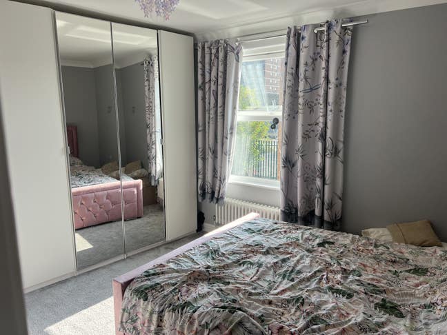 House to share 10 min walk to East Croydon Main Photo
