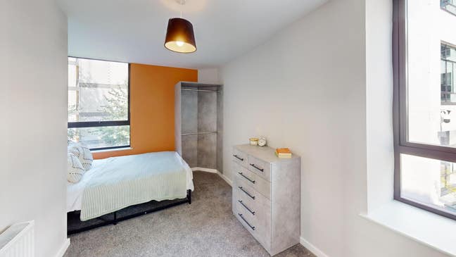 Bristol City Centre! Allbillsincluded!12Min to Uni Main Photo