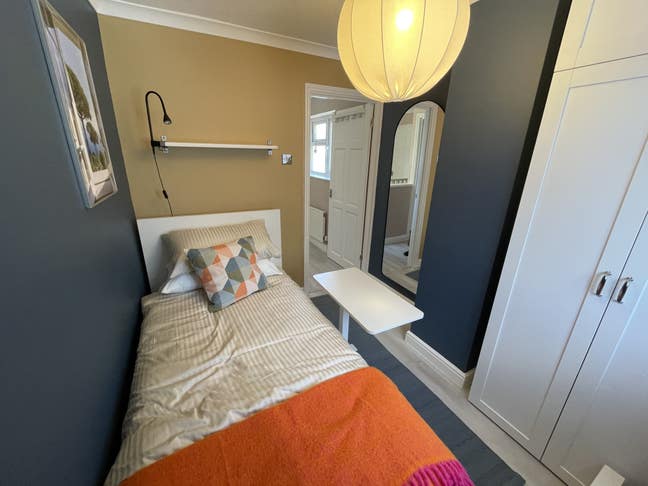 Single room available in Vinters Park Main Photo