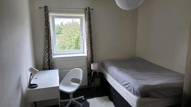 Room for rent Main Photo