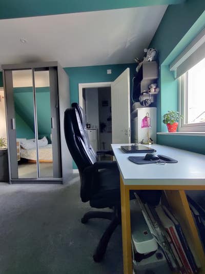 Live in landlord seeks Lodger Main Photo
