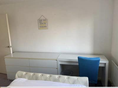 Double Beedroom, Cosy Flat, for Responsible Woman Main Photo