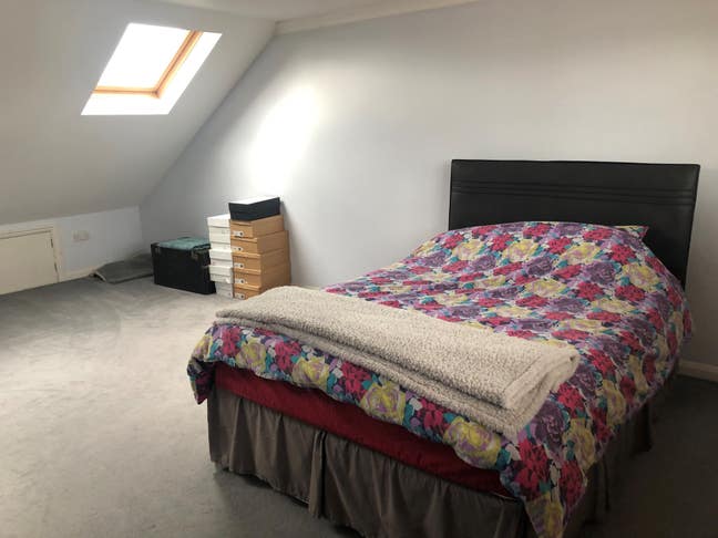Double loft room with ensuite available Main Photo