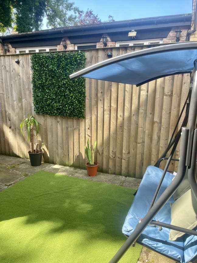 Lux 2 bed flat on 2 floors with a garden Main Photo
