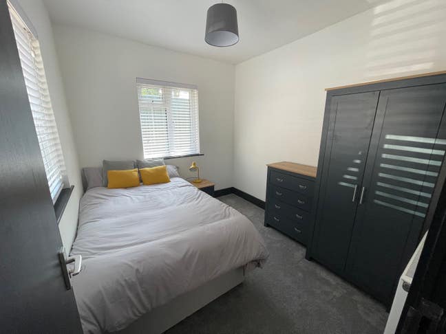 Double room to rent Main Photo