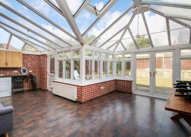 Double Room – Winton, Bournemouth Main Photo
