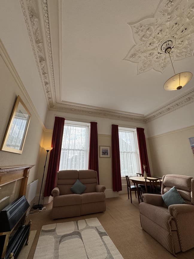 Quiet WHOLE One-Bed Flat, Windsor St, Dundee  Main Photo