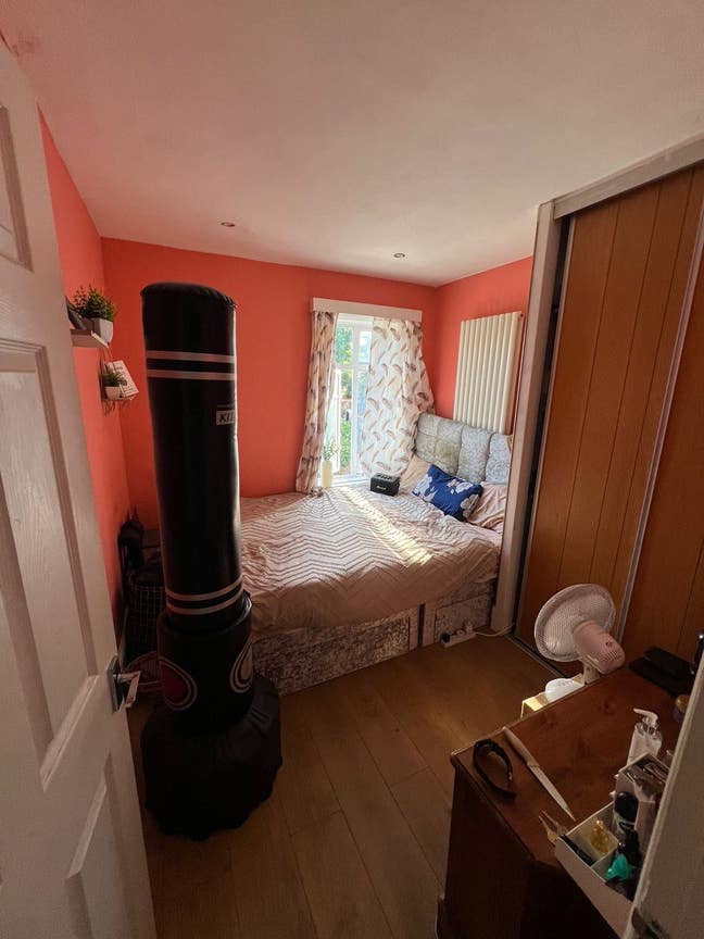 Fully furnished Double room for temporary let Main Photo