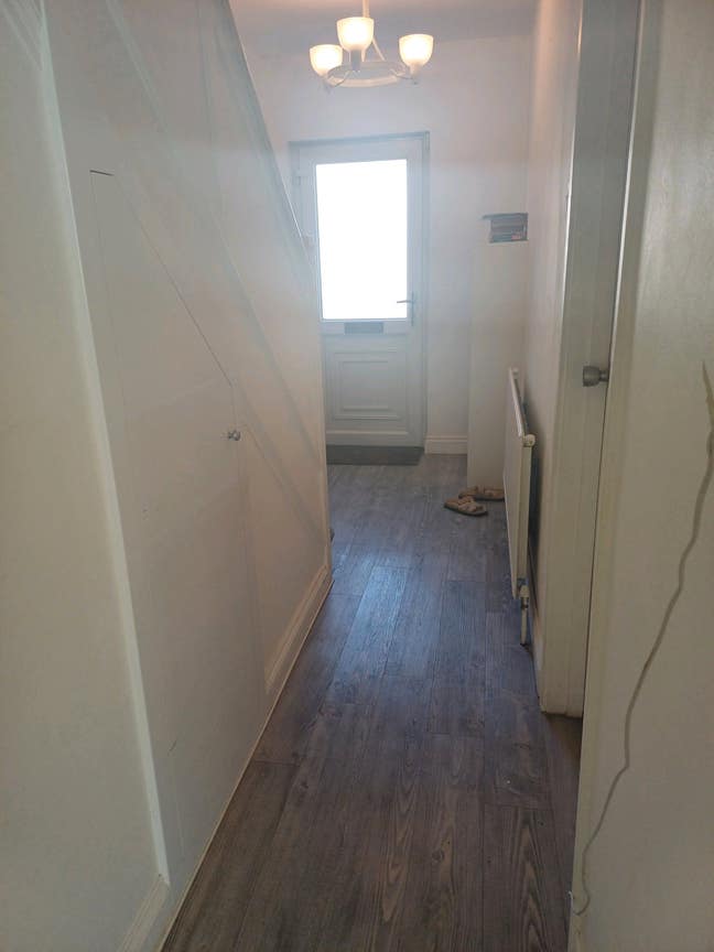 Girls only accommodation  Main Photo