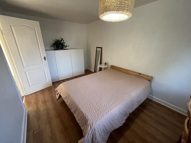 1 double room in peaceful house in S8 Main Photo