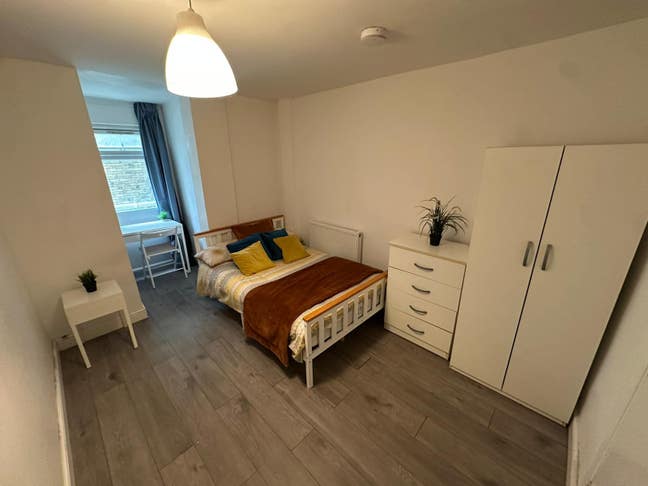 Double Room – £920pcm – All Bills Included – Oval  Main Photo