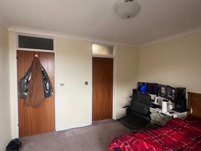 Penthouse Room Main Photo