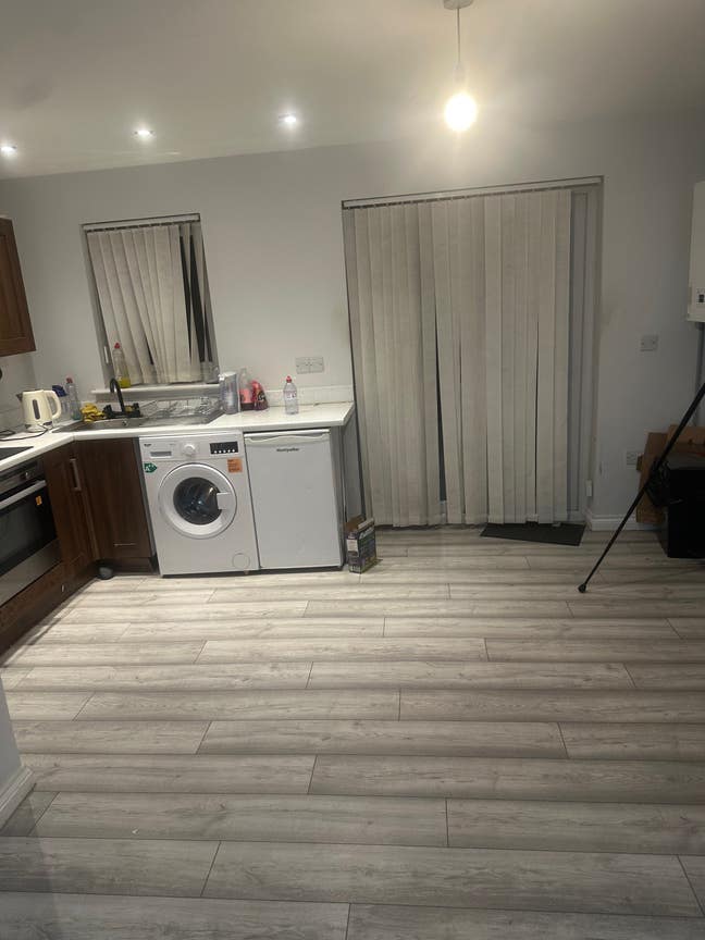 Double room to rent  Main Photo