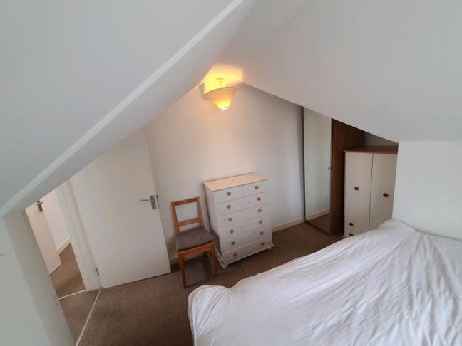 One Bedroom Flat with Lounge (Shared Kitchen) Main Photo